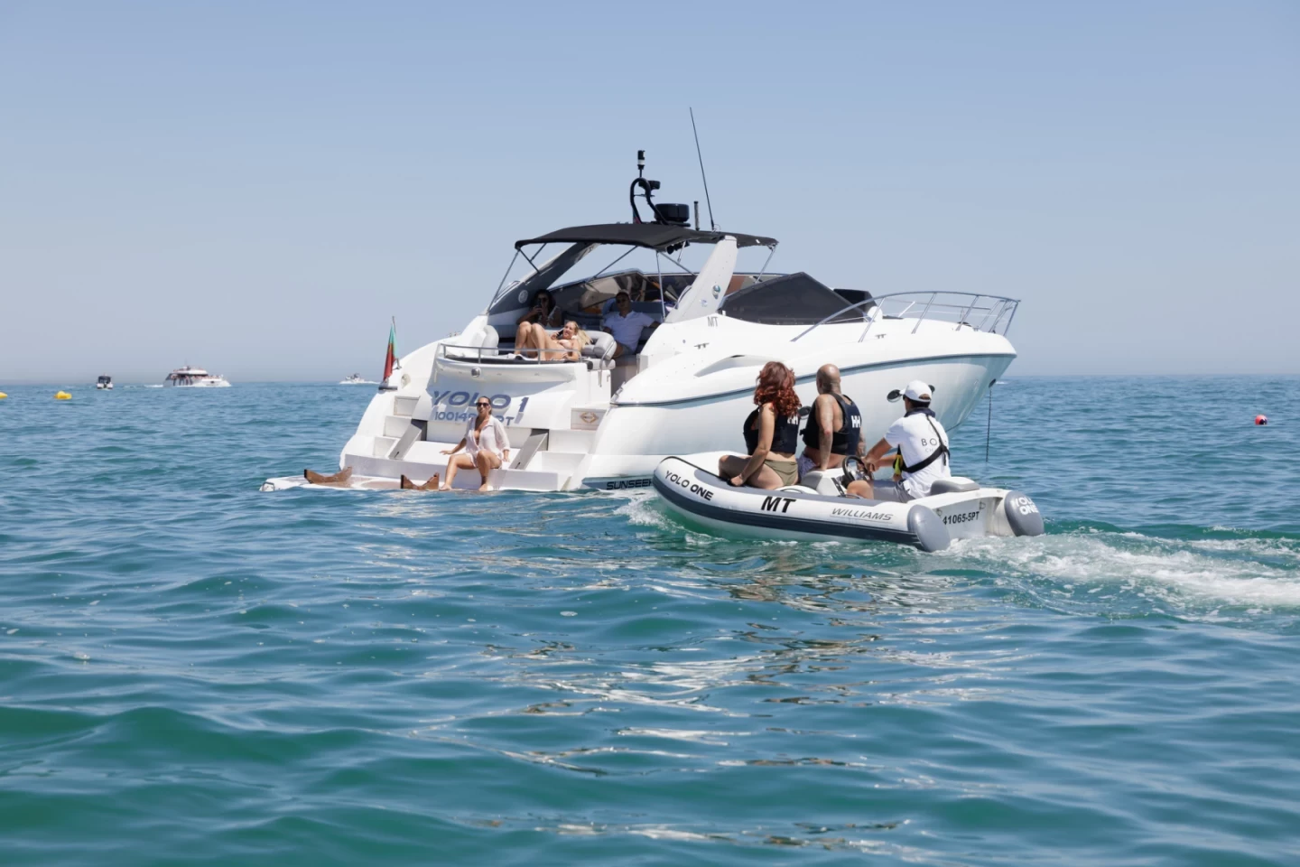 The Yacht Lens